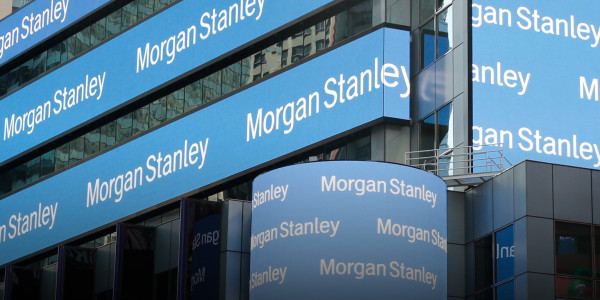 Morgan Stanley: «Βλέπει» βουτιά 24% του S&P 500 το 2023