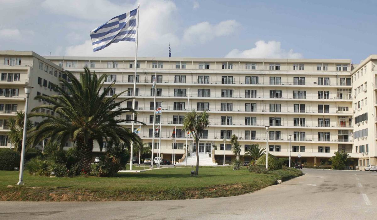 ΓΕΕΘΑ: Οι γεννημένοι το 2001 υποχρεούνται σε κατάθεση Δελτίου Απογραφής