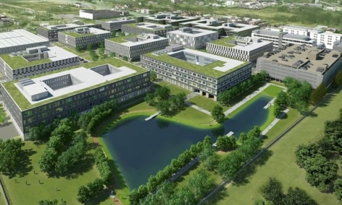 Το 35% του βιομηχανικού ΑΕΠ παράγεται σε εκτός σχεδίου υποδομές