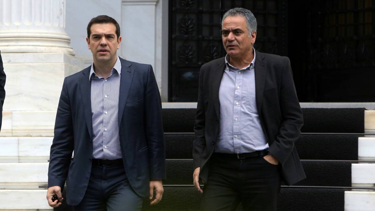 Φωτιά στην Εύβοια: Ο Τσίπρας σε επικοινωνία με Σκουρλέτη- Αποστόλου