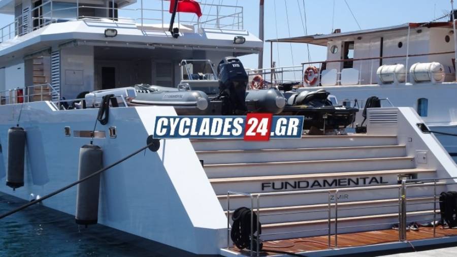 Στη Σύρο θαλαμηγός 11 εκατ. ευρώ!