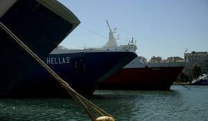 «Φουρτούνες» από την κριτική και τις οφειλές από τον ΣΕΕΝ