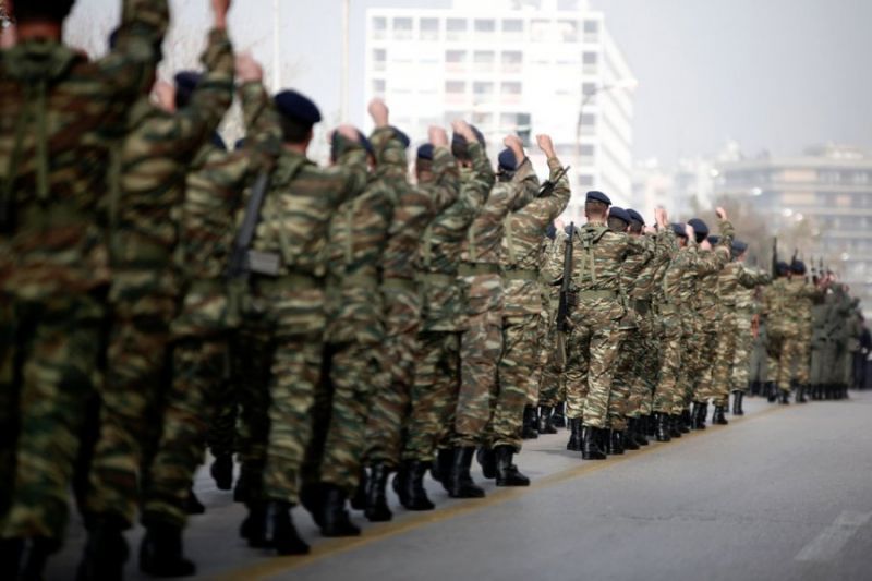 Καταργούνται τα κέντρα εκπαιδεύσεως του Στρατού Ξηράς