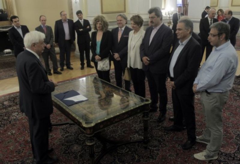 Ανασχηματισμός: Ορκίστηκε το νέο κυβερνητικό σχήμα