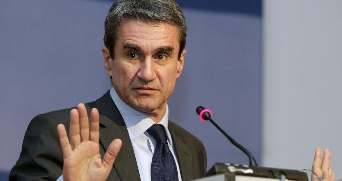 Λοβέρδος: Επαναφορά του ονόματος του ΠΑΣΟΚ και αντικατάσταση του ΚΙΝΑΛ