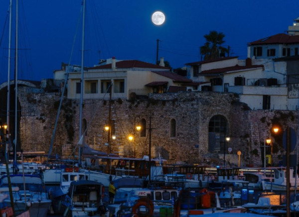 Πανσέληνος του Αυγούστου: 114 αρχαιολογικοί χώροι ανοίγουν για το κοινό