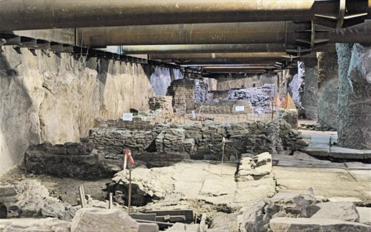 Κόντρα στη Βουλή με φόντο τα αρχαία στο μετρό Θεσσαλονίκης