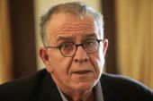 Μουζάλας: "Να τσακίσουμε τις εγκληματικές οργανώσεις"