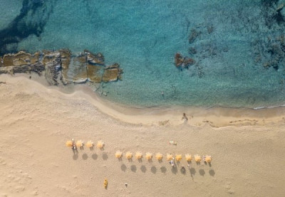 Στην τρίτη θέση παγκοσμίως η Ελλάδα στον τουρισμό για ήλιο-θάλασσα