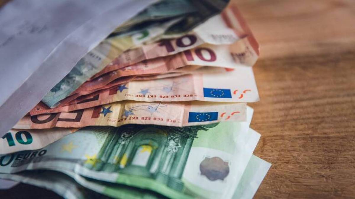 Επιστρεπτέα 7: Δημοσιεύτηκε η απόφαση για προθεσμίες και δικαιούχους