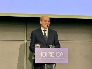 Χατζηδάκης: Εφικτή η δωδεκάμηνη τουριστική περίοδος