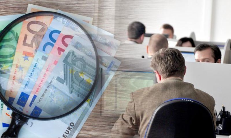 Δημόσιο: «Καλή χρονιά» με… αυξήσεις-Δώρο από το «ξεπάγωμα» τριετιών