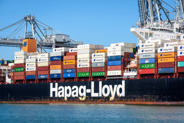 Shell: Πολυετής συμφωνία για τροφοδοσία LNG στην Hapag-Lloyd
