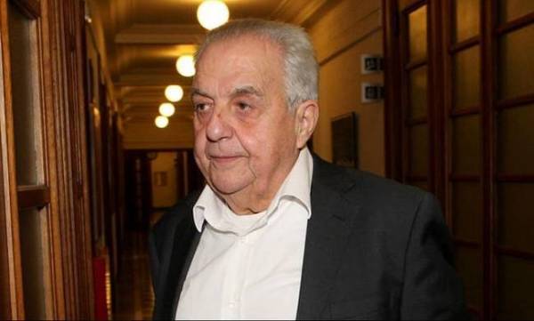 Διάψευση Φλαμπουράρη για αποχώρηση από την πολιτική