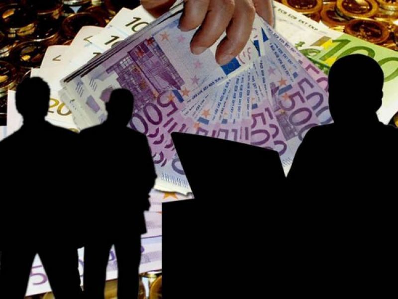 Ασυλία αλλά και φόρος για τις «μαύρες» καταθέσεις του εξωτερικού