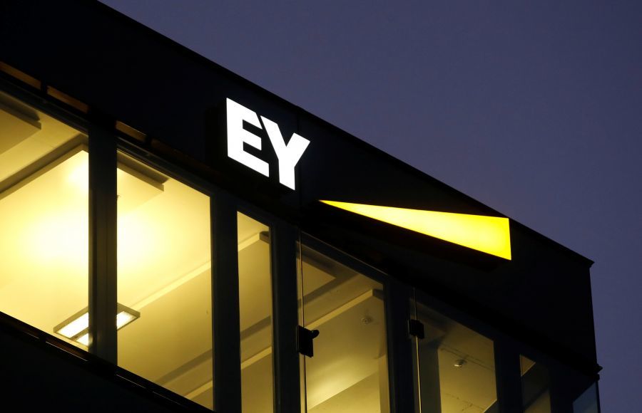 EY: Ιστορικό το τρίτο τρίμηνο για τις δημόσιες εγγραφές παγκοσμίως