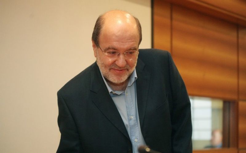 Νέα φορολογική κλίμακα και αφορολόγητο προανήγγειλε ο Αλεξιάδης