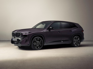 Η BMW και η Kith επεκτείνουν τη συνεργασία τους και παρουσιάζουν την BMW XM σε μια αποκλειστική έκδοση