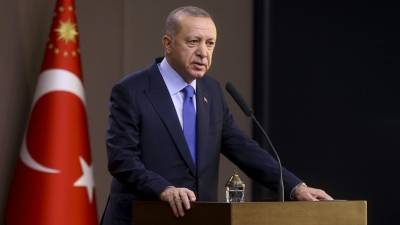 Ερντογάν: Κίνδυνος επανεμφάνισης τρομοκρατικών οργανώσεων αν πέσει ο Σάρατζ