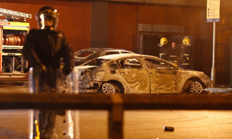 Βρετανία: Πλαστικές σφαίρες επιστρατεύει η αστυνομία