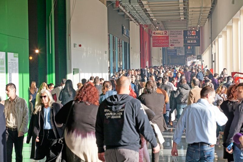 Η άνοδος του τουρισμού εκτινάσσει το ενδιαφέρον για τη Horeca