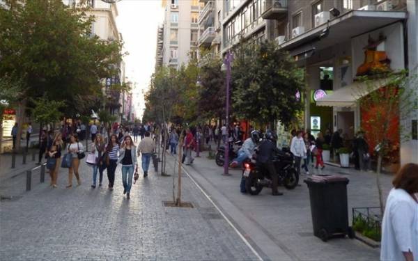 Ο κορονοϊός πλήττει τον τζίρο των εμπορικών καταστημάτων
