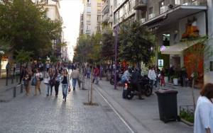 Ο κορονοϊός πλήττει τον τζίρο των εμπορικών καταστημάτων