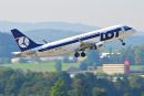 Προσγείωση στην Αθήνα για την LOT Polish Airlines