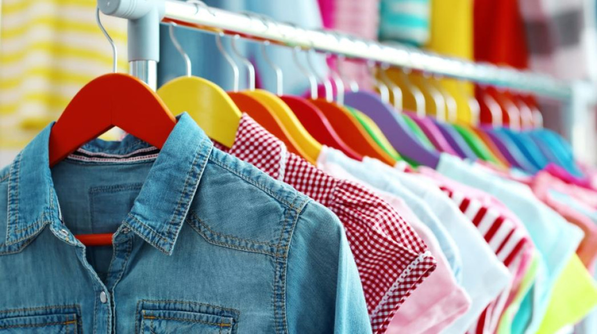ΣΕΠΕΕ: Αύξηση 8,1% της κατανάλωσης σε ενδύματα-υποδήματα το 2022