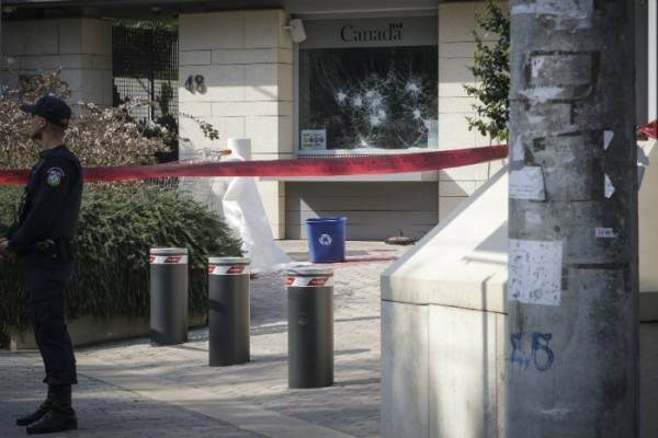 Κλειστή η Καναδική πρεσβεία μετά την επίθεση Ρουβίκωνα