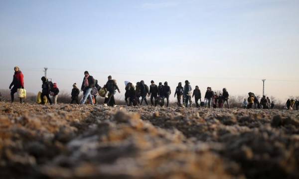 Στις Σέρρες η πρώτη κλειστή δομή για άμεσες απελάσεις