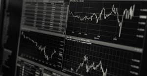 Κύμα ρευστοποιήσεων στα ευρωπαϊκά χρηματιστήρια φέρνει ο κοροναϊός