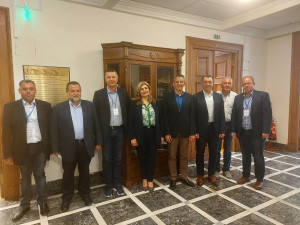 ΠΑΣΟΚ: Αδιαπραγμάτευτη η αξιοπρεπής καθημερινότητα των στελεχών των Ενόπλων Δυνάμεων