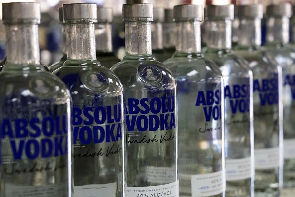 Σουηδικό στοπ στις εξαγωγές βότκας Absolut στη Ρωσία