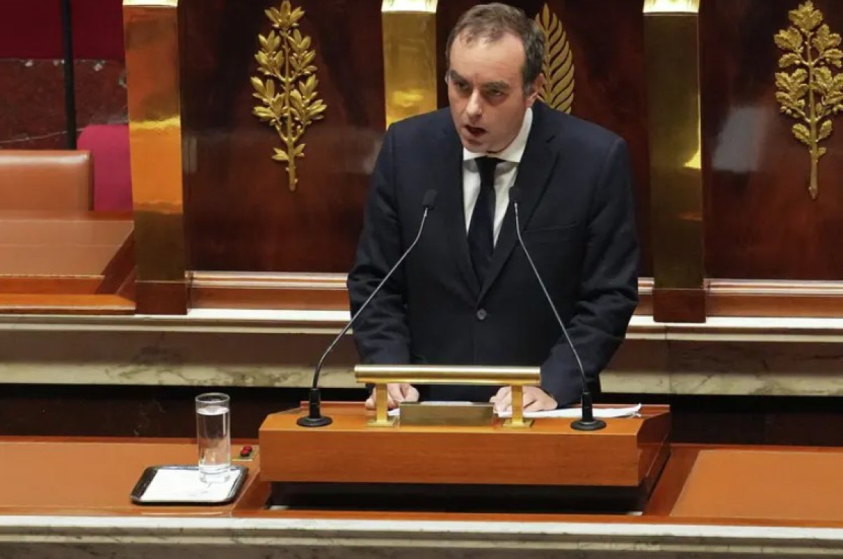 Γαλλική Εθνοσυνέλευση: Ο Λεκορνί αναστέλλει τη συνταξιοδοτική μεταρρύθμιση έως το 2028 επιζητώντας συναίνεση