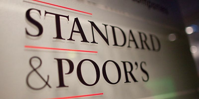 S&amp;P:Πιο πιθανό το Grexit, παρά η παραμονή στην Ευρωζώνη