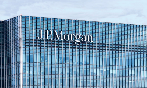 JP Morgan: Ξεκάθαρο overweight η Ελλάδα-Ποιες τράπεζες αποτελούν top picks