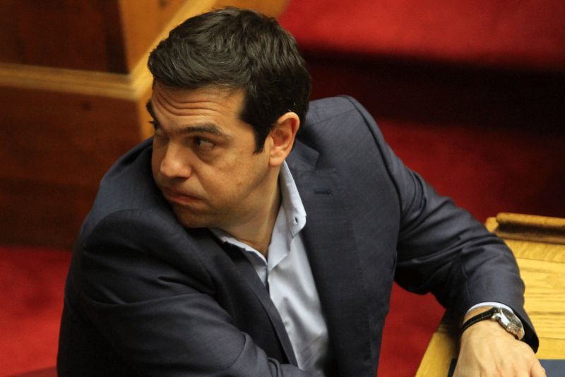 Spiegel: «Ο Τσίπρας καταρρέει στις δημοσκοπήσεις»