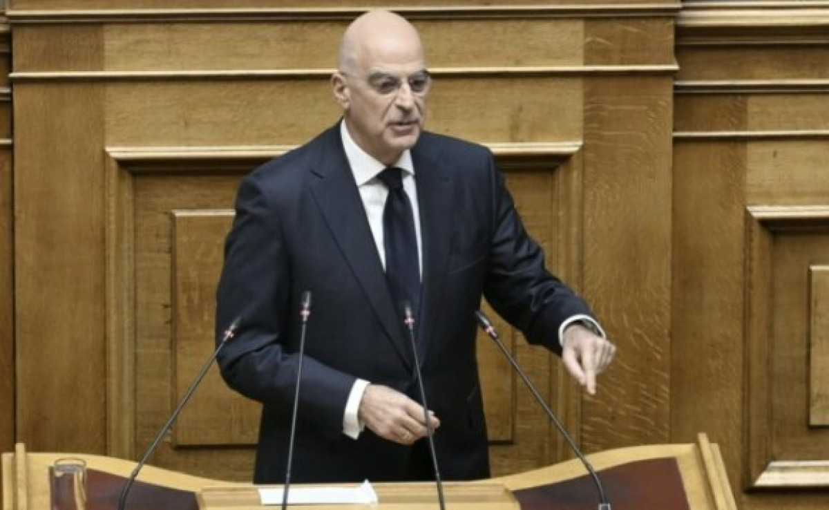 Δένδιας: Αρνείται συσχέτιση των Τεμπών με τη μεταφορά στρατιωτικού υλικού-καυσίμων