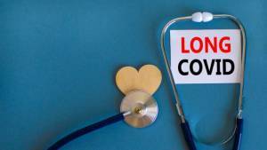 Εκστρατεία Υπ.Υγείας: Εμβολιασμός, η καλύτερη προστασία απέναντι στο Long Covid