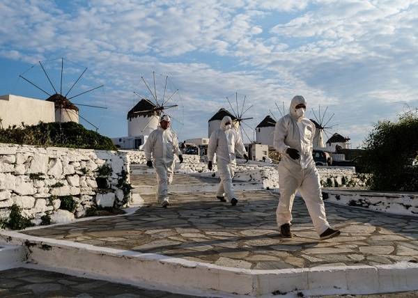Σε ισχύ τα νέα περιοριστικά μέτρα σε Μύκονο και Χαλκιδική