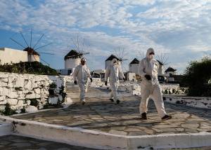 Σε ισχύ τα νέα περιοριστικά μέτρα σε Μύκονο και Χαλκιδική
