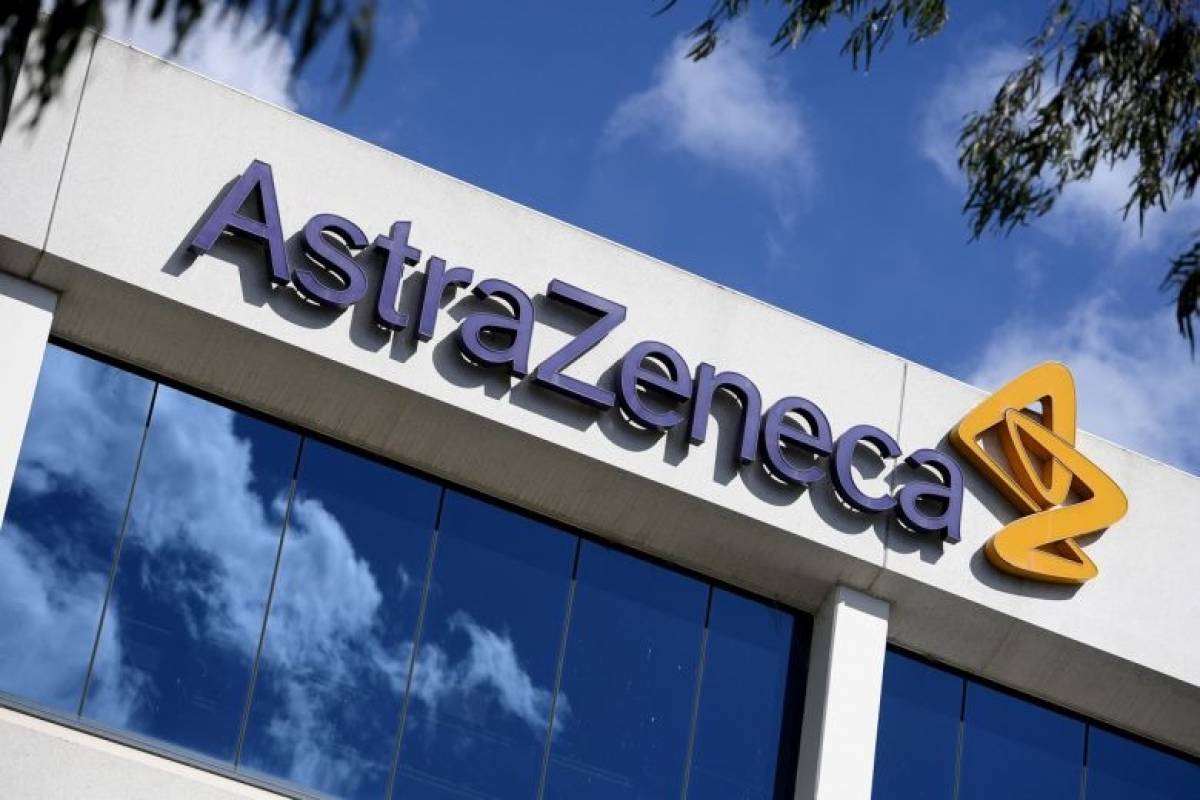 Covid-19: Η AstraZeneca «παγώνει» προσωρινά την έρευνα για το εμβόλιο