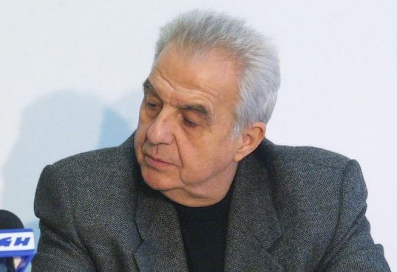 Δεν πείθει ο Φλαμπουράρης για «ΔΙΑΤΜΗΣΗ» και 100 δόσεις