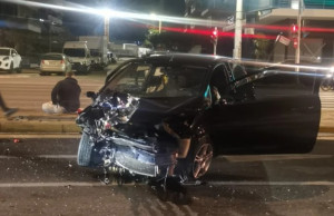 Σοβαρό τροχαίο στην Ποσειδώνος με 7 οχήματα και 6 τραυματίες