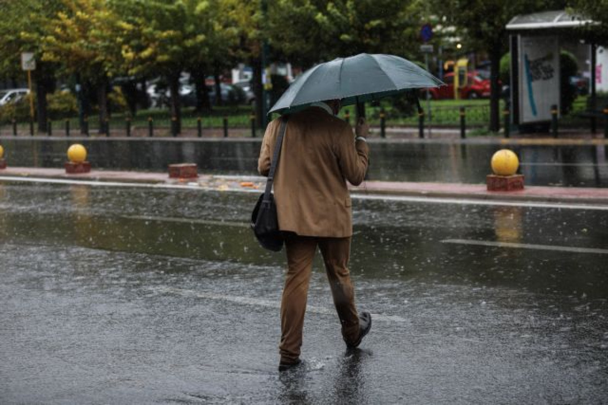 Καιρός: Βροχές, καταιγίδες και χαμηλές θερμοκρασίες τη Δευτέρα 28/11