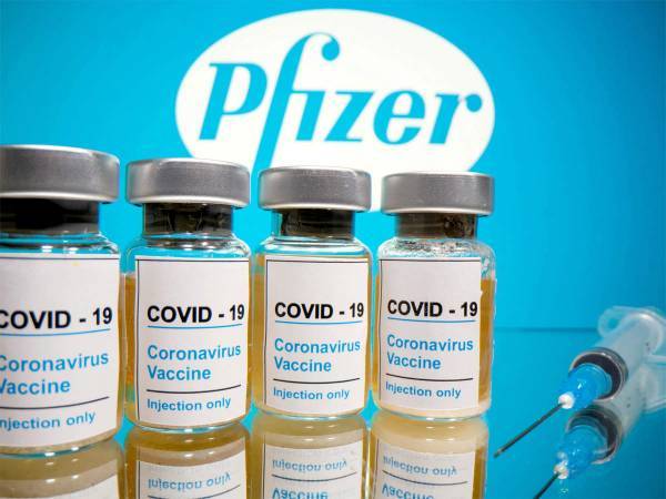 Pfizer: Σε 100 ημέρες έτοιμα εμβόλια για τη νέα μετάλλαξη