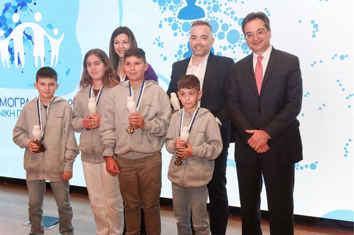 Βράβευση μαθητών Δημοτικού της ομάδας ρομποτικής του Άι Στράτη