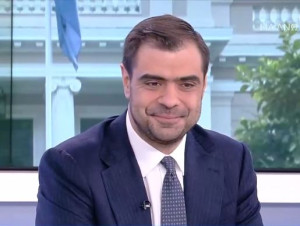 Μαρινάκης: Αιχμές για τις γεωγραφικές γνώσεις του Τσίπρα, διαβεβαιώσεις για αγρότες και στόχο την αυτοδυναμία