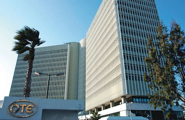 ΟΤΕ: Αποχωρούν 1827 εργαζόμενοι με το πρόγραμμα εθελουσίας